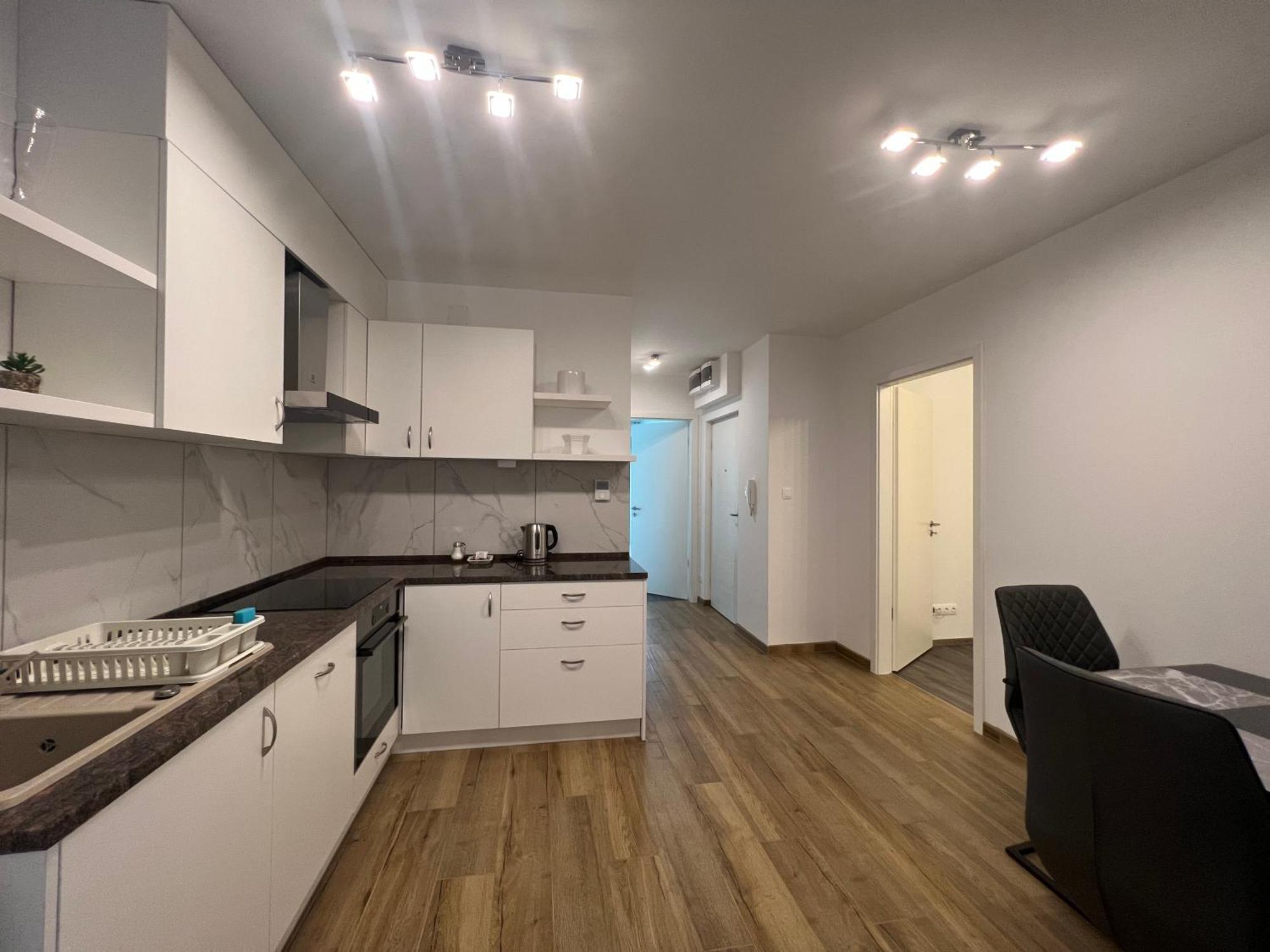 Modern Apartman Сегед Экстерьер фото