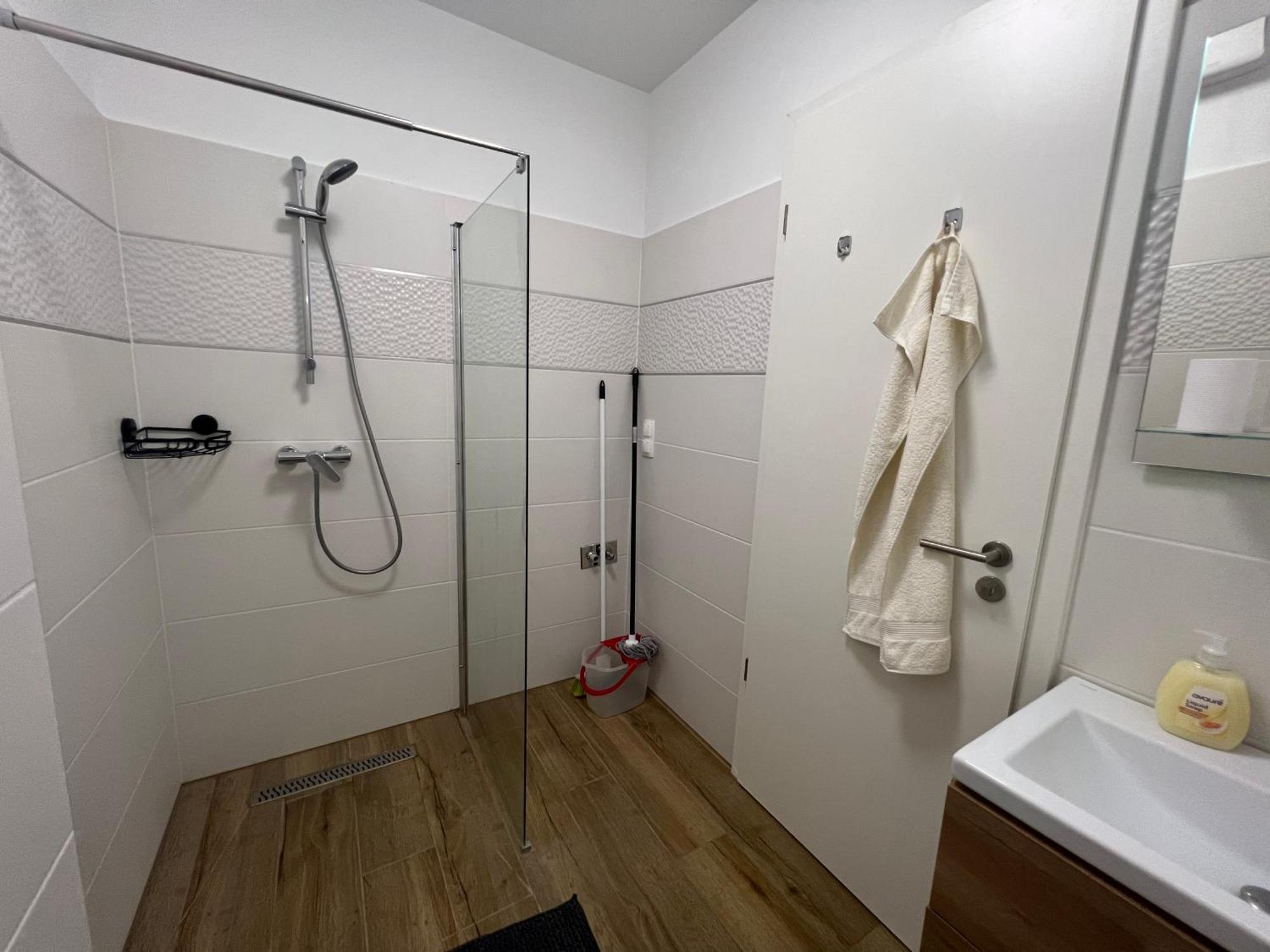 Modern Apartman Сегед Экстерьер фото
